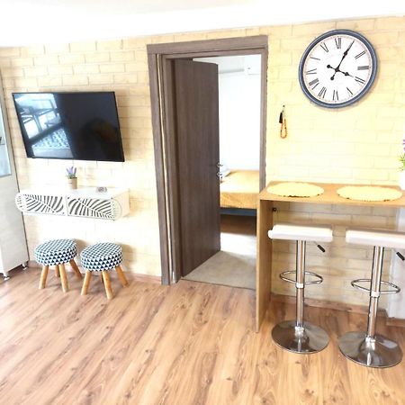 Ferienwohnung Renovated Loft Near The Center Iraklio Exterior foto